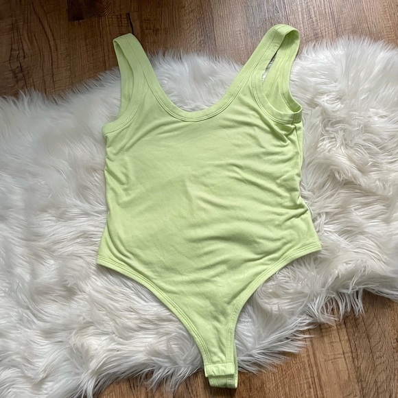 Uniqlo Alexander Wang Green Bodysuit - Picture 2 of 4